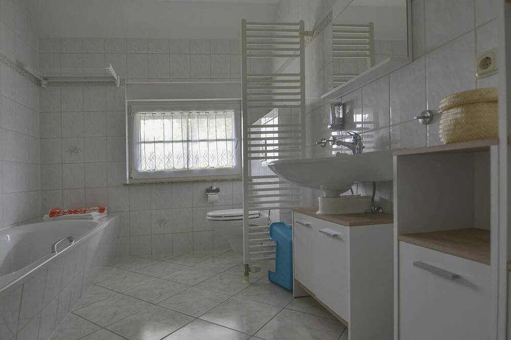 Ganze Wohnung, Ferienwohnung am Großen Stein in Leutersdorf, Oberlausitz-Niederschlesien