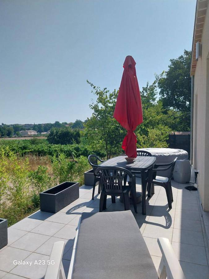 Location de vacances pour 3 personnes, avec jardin et vue à Lablachère - 4