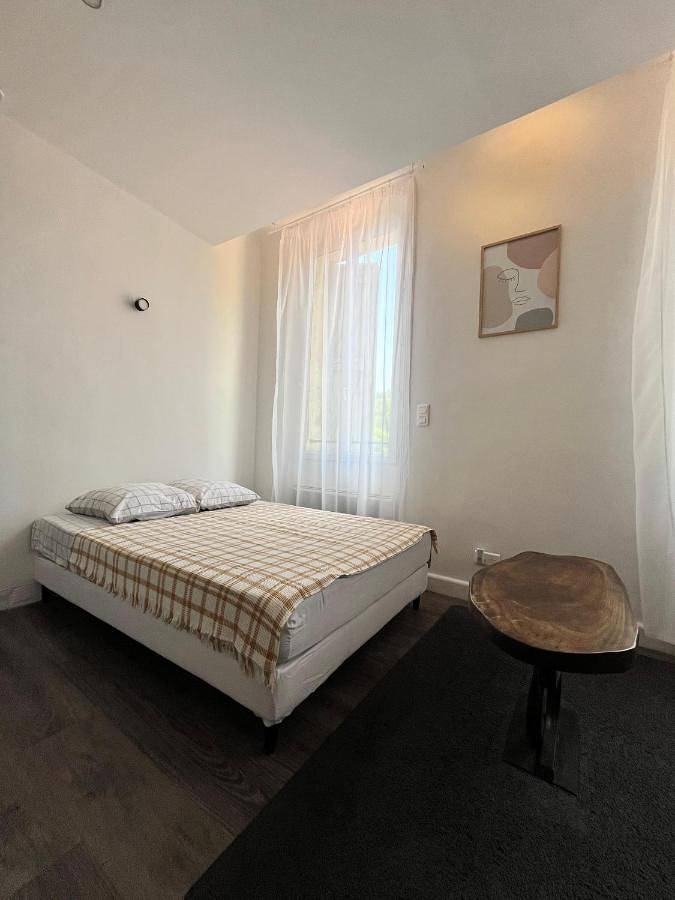 Appartement entier, Studio lumineux avec belle vue in Salernes, Région de Draguignan