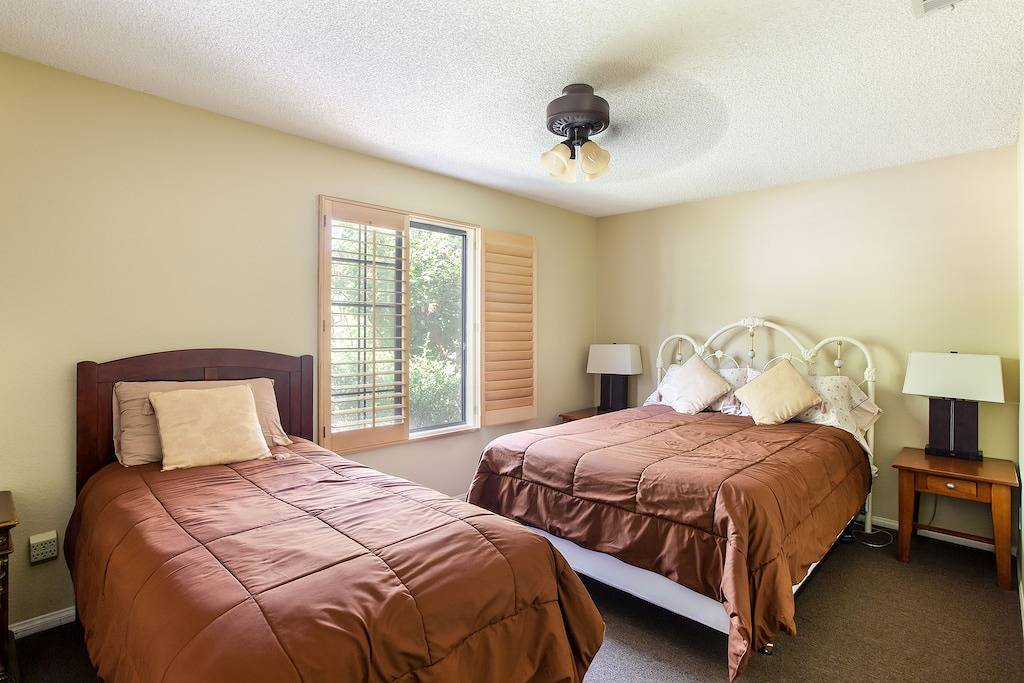 Große Familientreffen? Haben Sie sie alle unter einem Dach in dieser wunderschönen Umgebung in Lake Elsinore, Riverside County