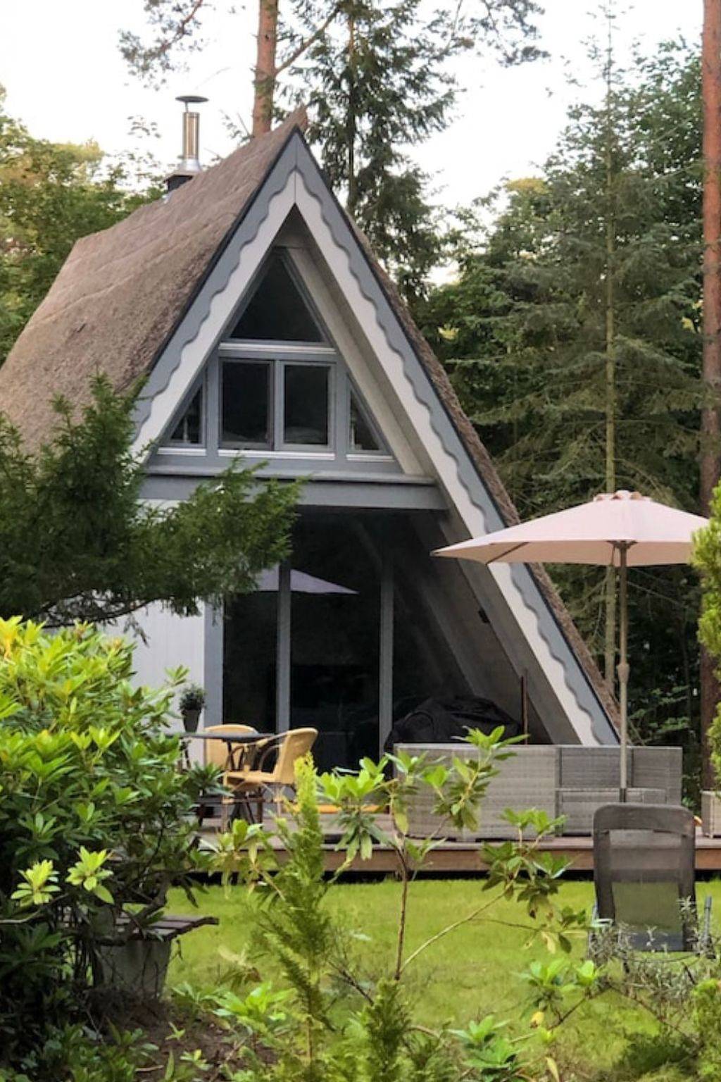 Reetdach Ferienhaus am Lübbesee Sauna Bootsteg neu in Milmersdorf, Barnimerland Region