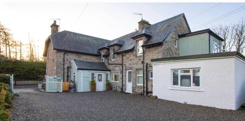 Maison d’hôte pour 2 personnes, avec vue et jardin à Newtonmore