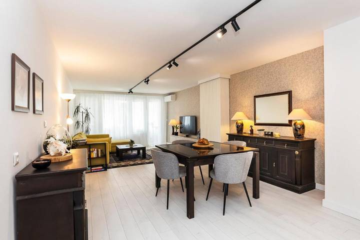 Ferienwohnung für 8 Personen, mit Balkon und Terrasse sowie Garten und Kinderpool in Sofia