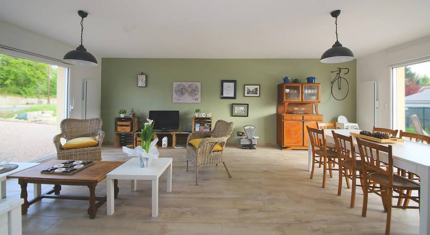 Gîte pour 6 personnes, avec Terrasse ainsi que Jardin et Sauna dans Dohan