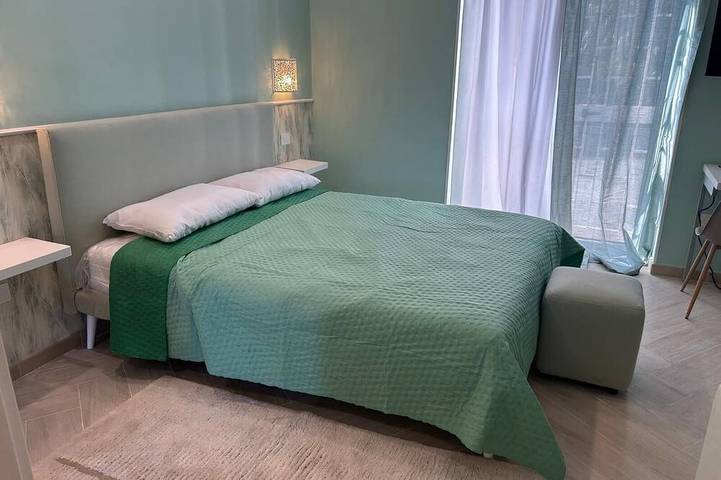 Beautiful 4-bedroom resort with AC in tranquil Pompei in Pompei, Parc national du Vésuve
