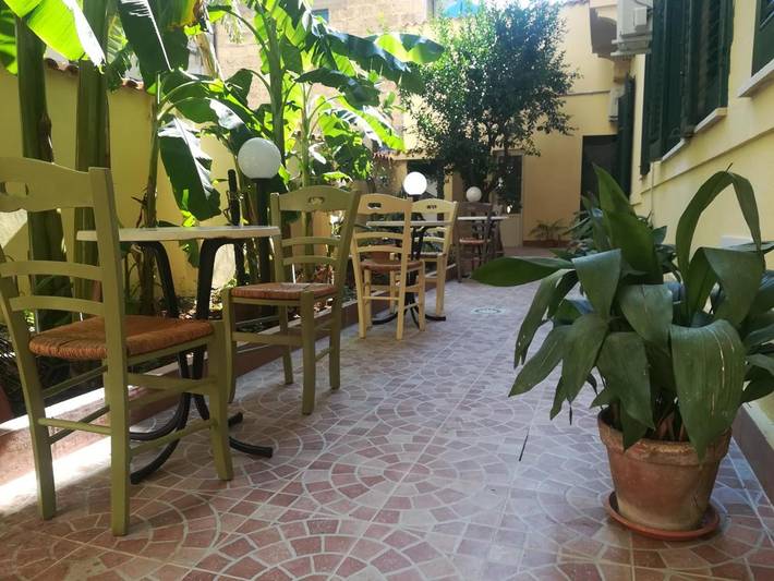 BnB für 3 Personen, mit Terrasse und Garten in Palermo