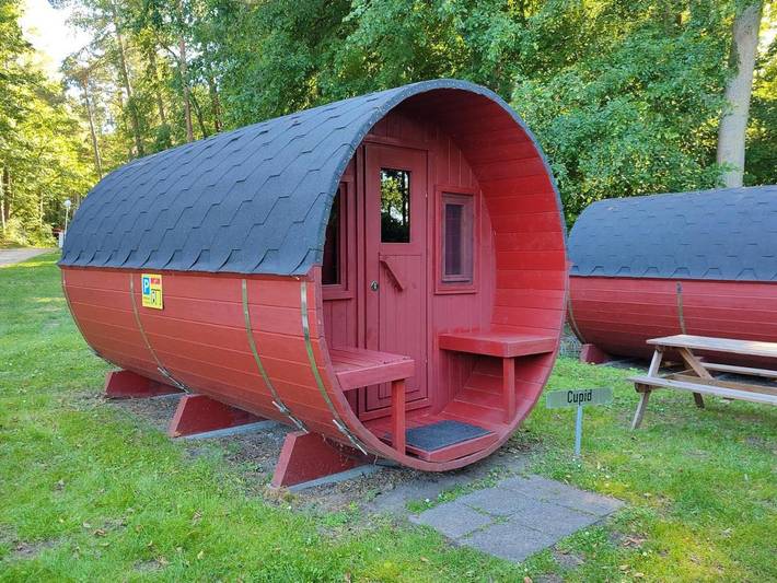 Ferienwohnung für 2 Personen, mit Terrasse und Garten sowie Seeblick und Ausblick in Zootzen
