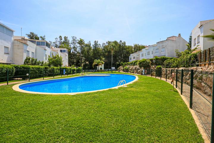 Location de vacances pour 7 personnes, avec piscine et jardin à Salou - 4