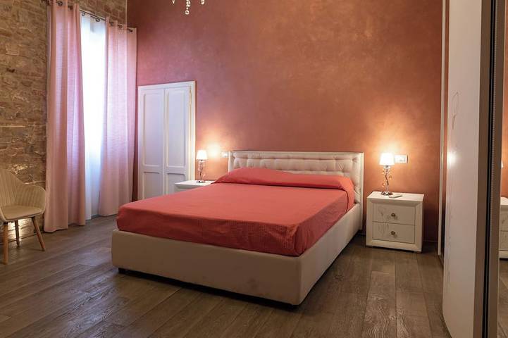 Entire apartment, Cozy apartment 50 meters from Central Todi Square in Todi, Perugia Province