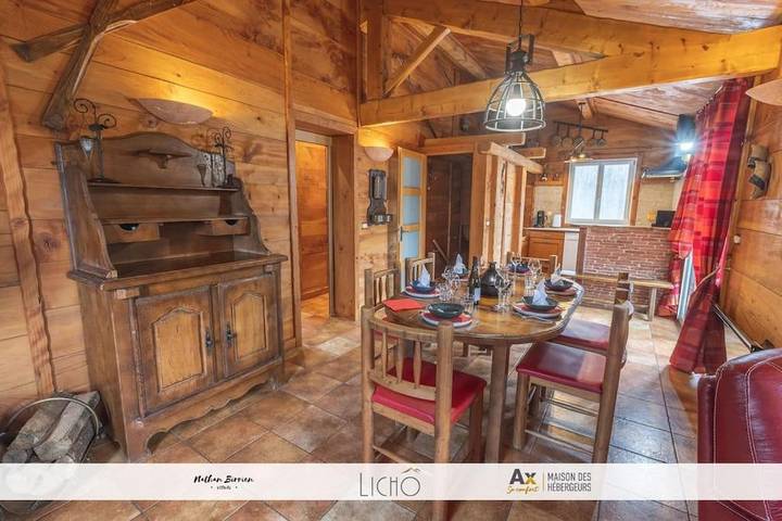 Chalet pour 8 personnes, avec jardin ainsi que vue et terrasse à Ax-les-Thermes - 4