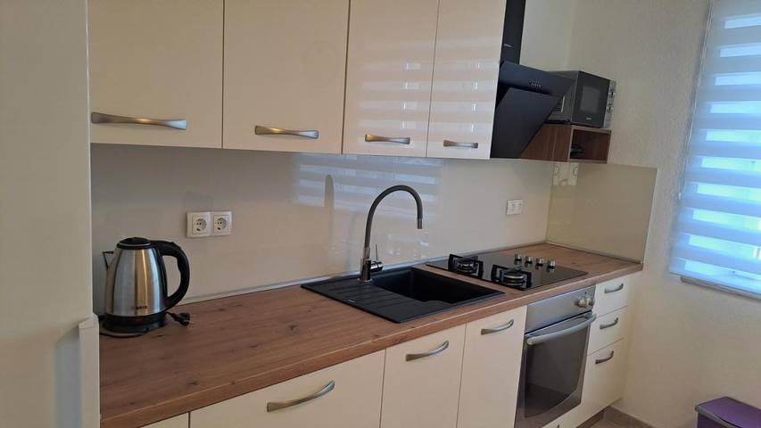 Ferienwohnung für 4 Personen, mit Terrasse und Garten sowie Ausblick