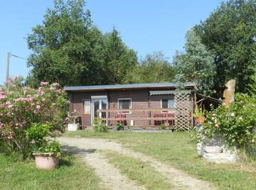 Gîte pour 5 personnes, avec jacuzzi ainsi que terrasse et jardin, animaux acceptés dans le Gers