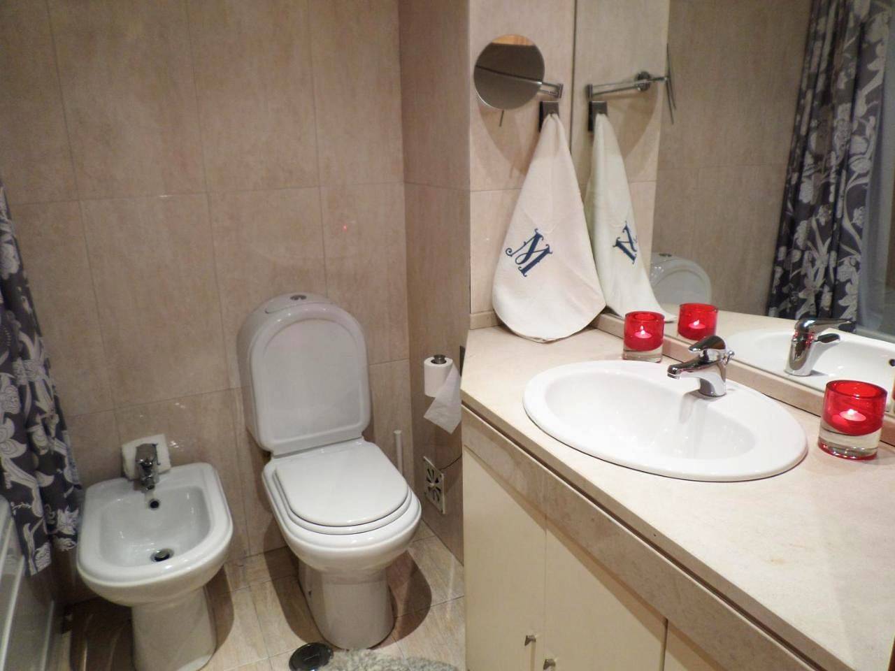 Apartamento inteiro, 33 José Farinha in Lisboa, Costa de Lisboa