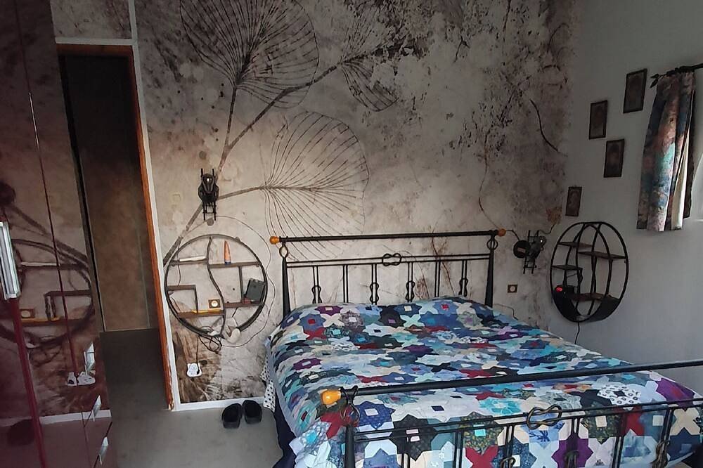 Ferienhaus - 6 Räume - 8 Personen in Toulon, Toulon Region