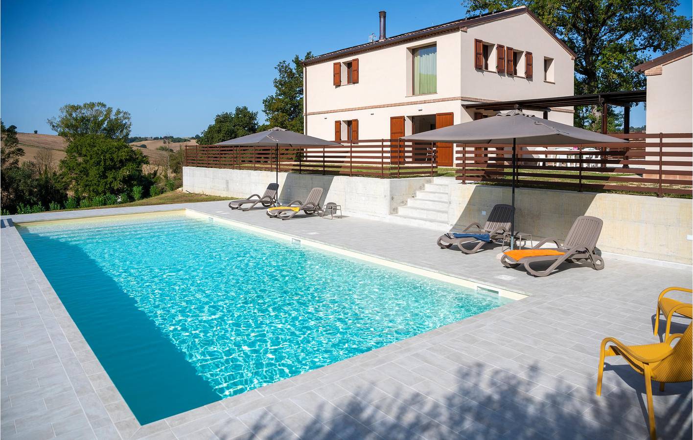 Vakantiehuis voor 6 personen met tuin in Mogliano, Provincie Macerata