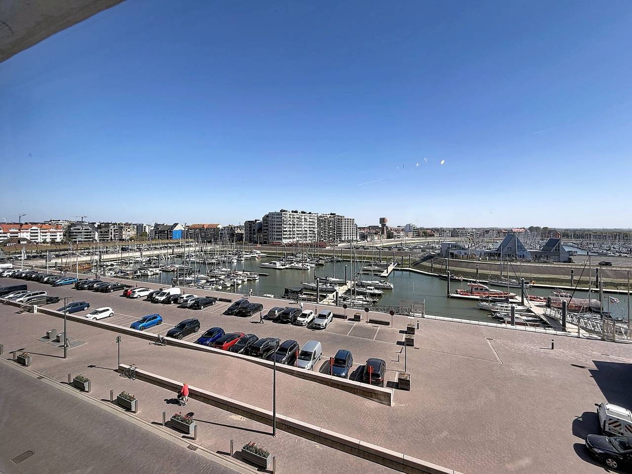 Geheel appartement, Bella Iii with harbour view in Blankenberge, Belgische Kust