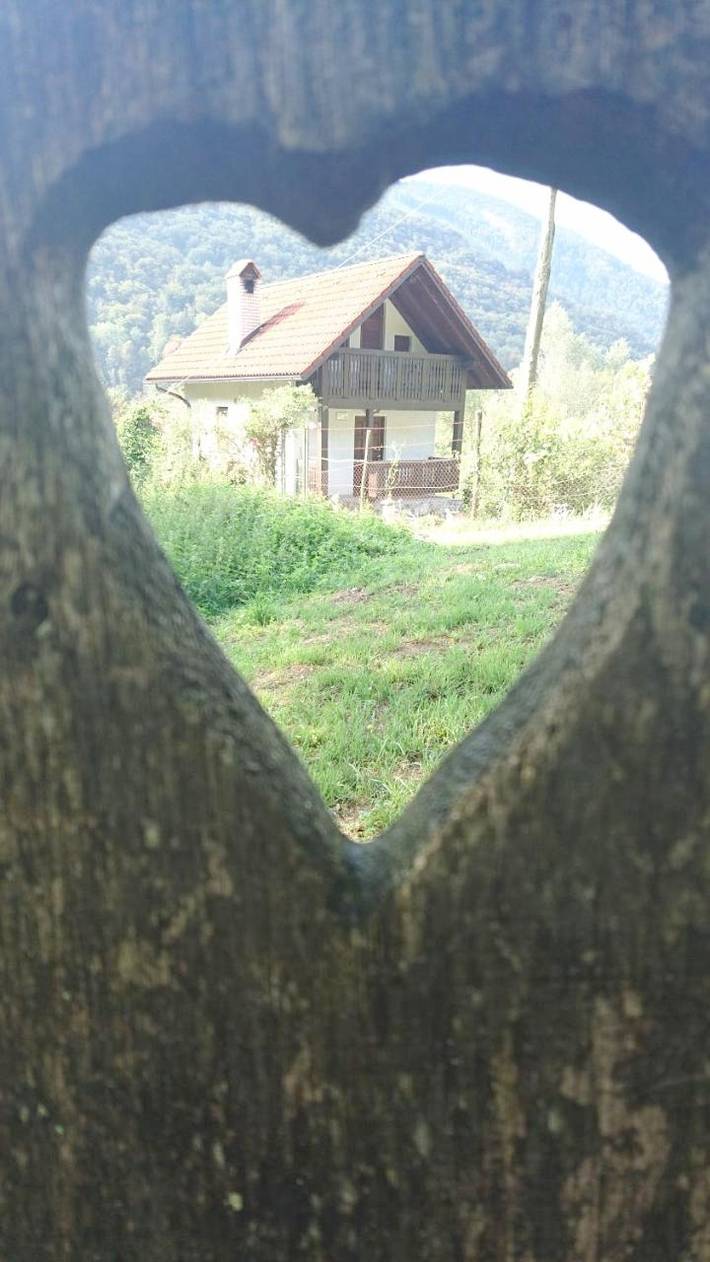Location de vacances pour 4 personnes, avec Balcon et Terrasse ainsi que Jardin et Piscine à Kobarid