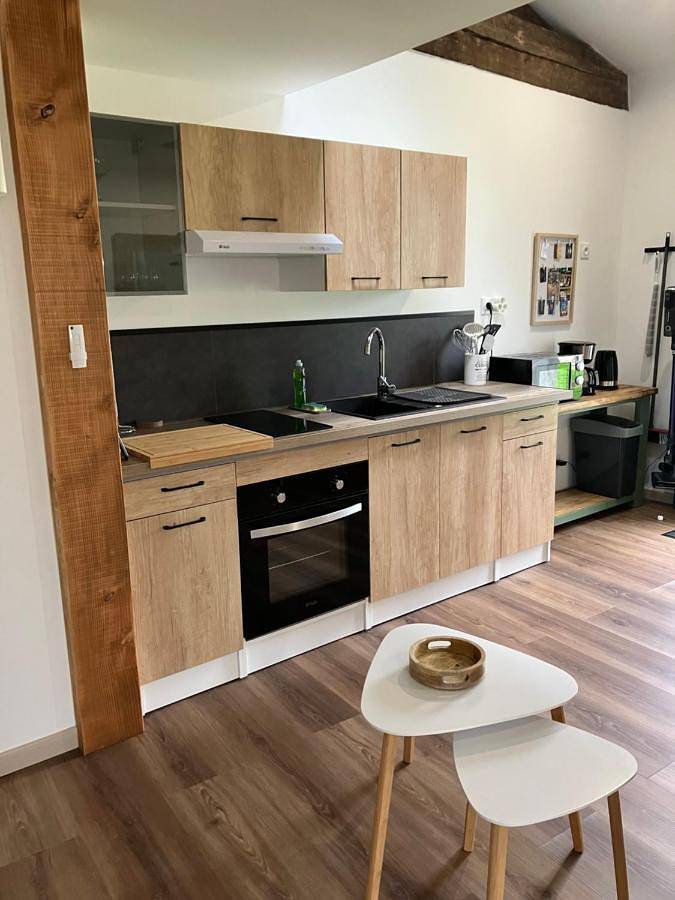 Gîte pour 4 personnes, avec piscine ainsi que jardin et terrasse à Saint-Sulpice-de-Cognac - 4