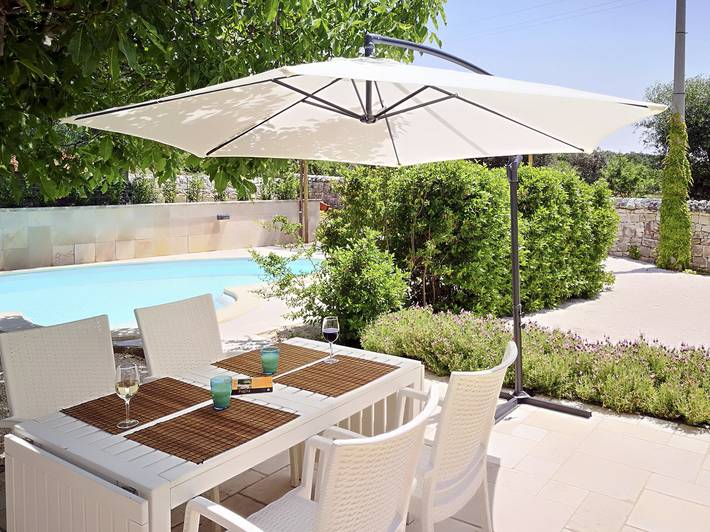 Villa con piscina per 4 persone, con idromassaggio e giardino, con animali domestici a Martina Franca