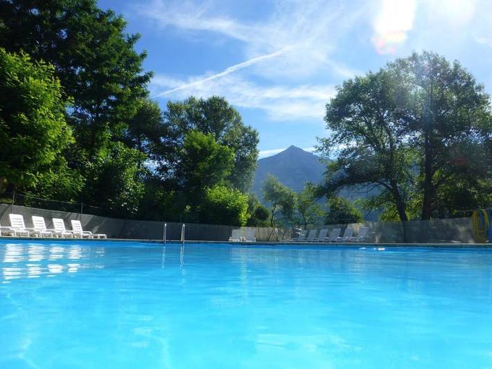 Camping para 12 personas, con vistas y jardín los Alpes franceses