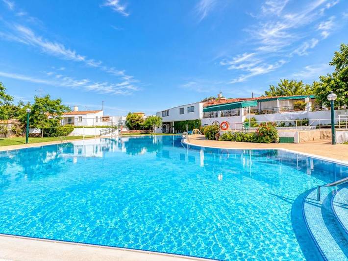 Camping para 3 personas, con Balcón y Terraza además de Jardín y Piscina para niños en Montroig