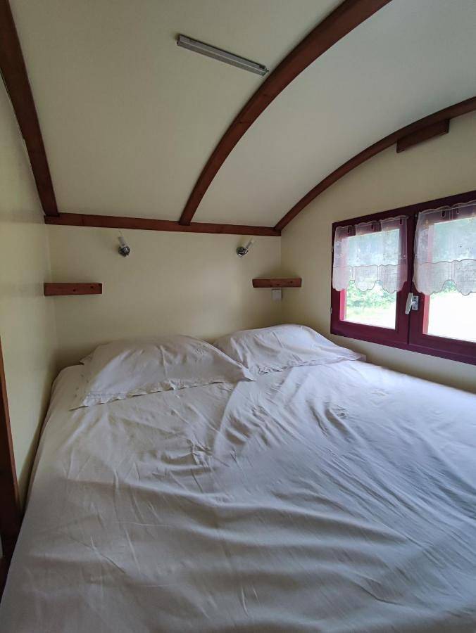 Maison de campagne pour 2 personnes, avec terrasse ainsi que vue et jardin à Couze-et-Saint-Front - 3