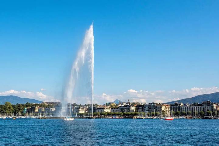 Camping für 6 Personen, mit Terrasse und Pool, mit Haustier in Französische Alpen - 4