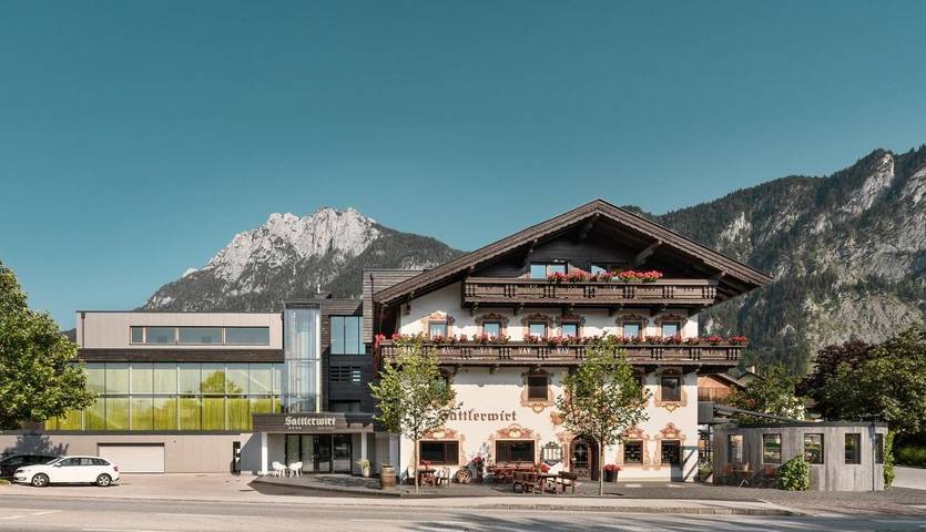 Hotel für 2 Personen, mit Balkon und Terrasse sowie Garten und Sauna in Ebbs