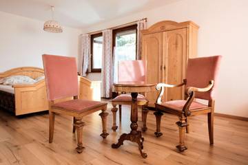 Villa für 10 Personen, mit Terrasse und Garten, mit Haustier in Tirol