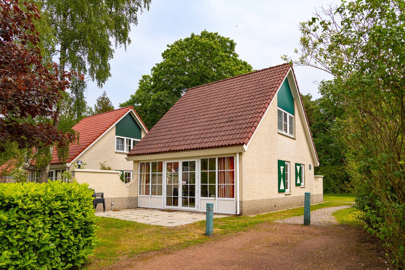 Vakantiepark Hellendoorn — Bungalow Comfort mit zwei Bädern - 4 Personen in Hellendoorn, Sallandse Heuvelrug
