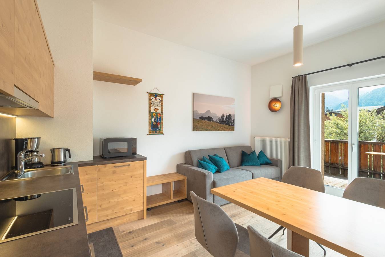 Appartamento intero, Appartamento 'Kriendl Nr 4' con vista sulle montagne, terrazza privata e Wi-Fi in Valdaora di Mezzo, Valdaora