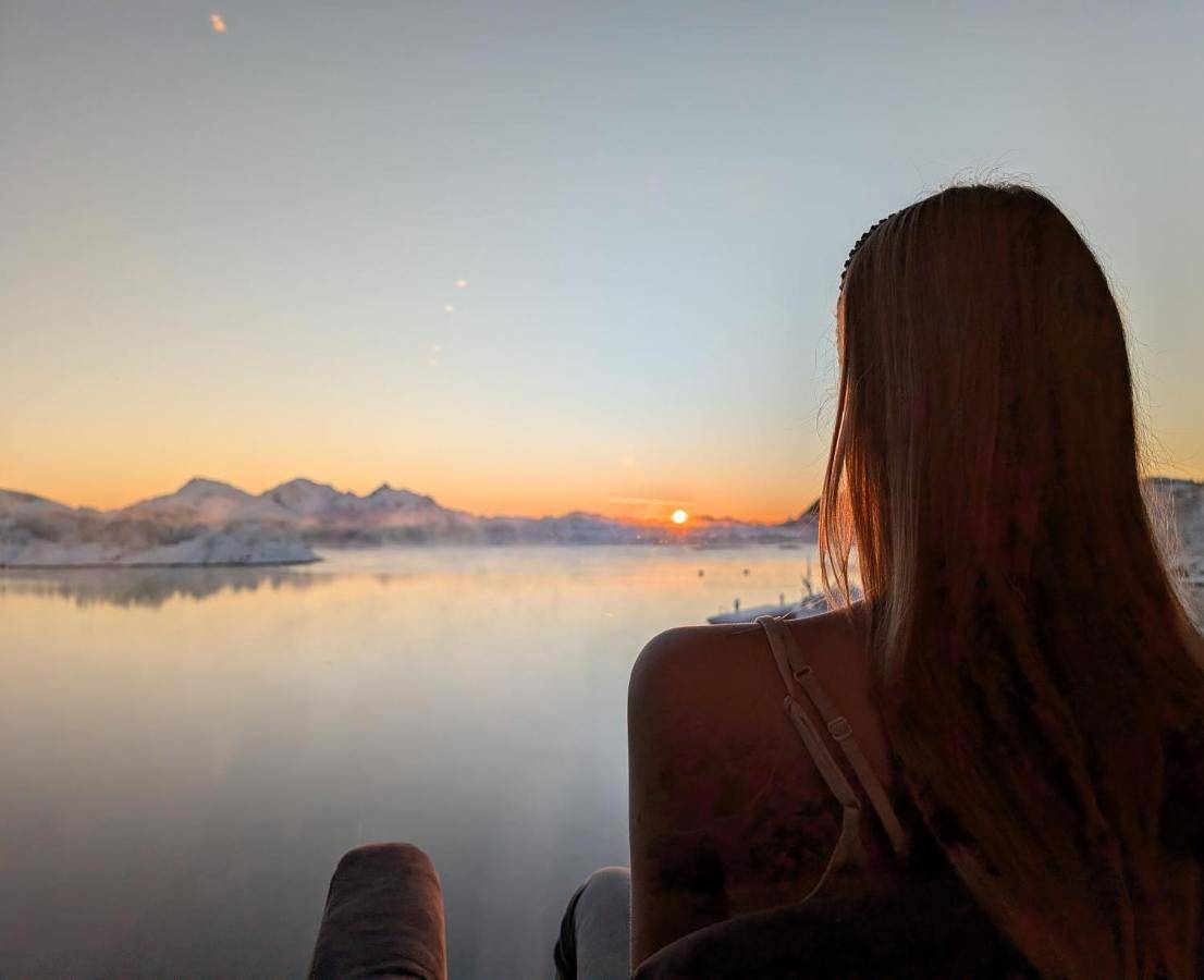 Deluxe Double Room with Sea View in Straumsjøen, Bø (Vesterålen)