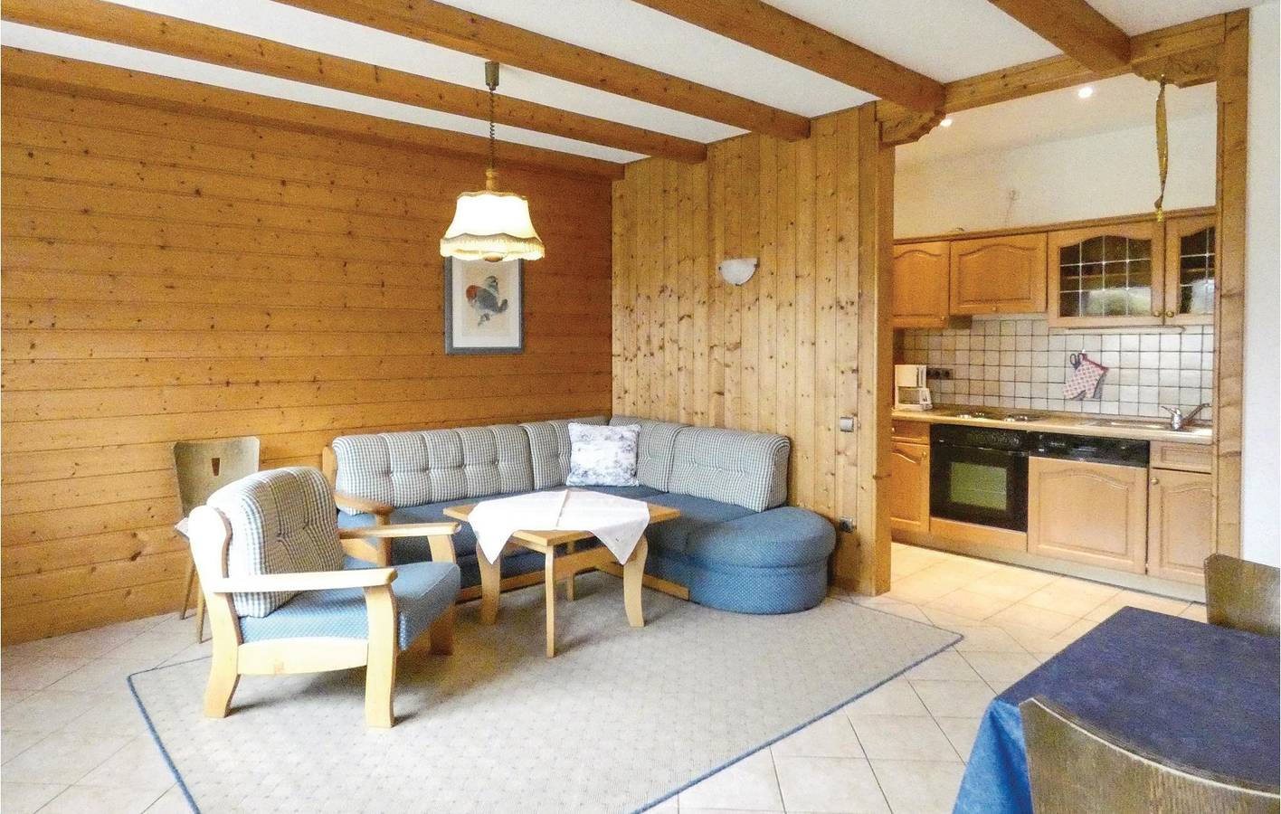 Ganze Ferienwohnung, Wohnung im Stadtzentrum: Terrasse, Parkplatz & Internet in Gräfendorf, Rhön-Bayern