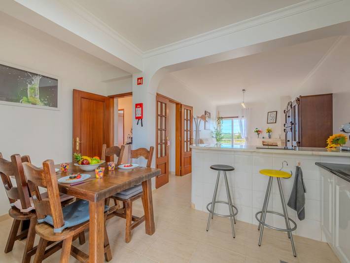 Gîte pour 5 personnes, avec balcon à Manta Rota