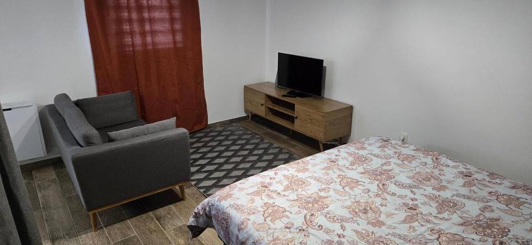 Gîte pour 2 personnes, avec terrasse à Scionzier - 2