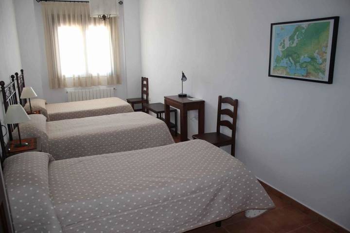 Casa rural para 2 personas, con vistas y balcón en Tentudía - 2
