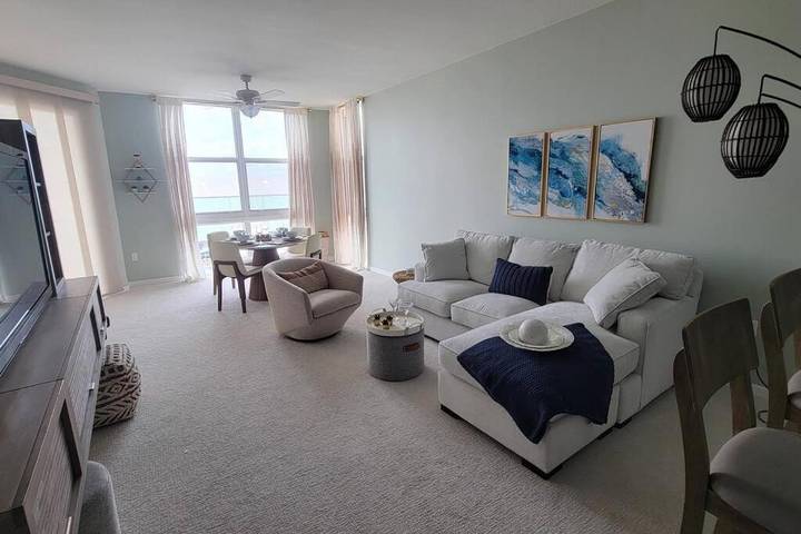 Ferienwohnung für 4 Personen, mit Balkon und Pool sowie Ausblick - 1