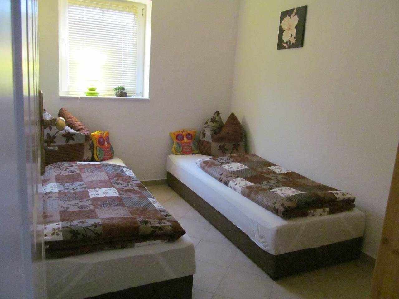 - Uns lütt Hüsung in Löwenberger Land, Ruppiner Seenland