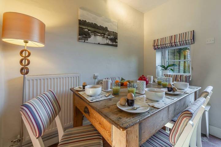 Cottage for 4 people, with garden in Thornham