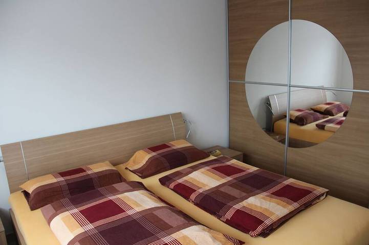 Ganze Wohnung, Lichtdurchflutete, komfortable Fewo in zentraler, ruhiger Lage - strandnah in Zingst, Fischland - Darß - Zingst