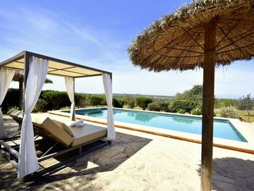 785879 Ses cases in Manacor, Mallorca Osten für 7 