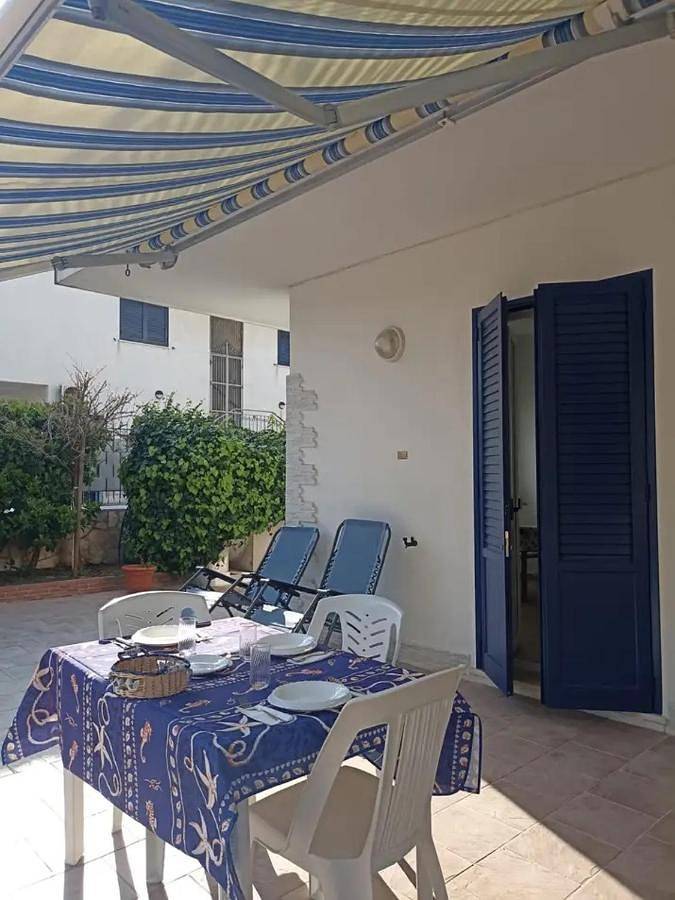 Location de vacances pour 3 personnes, avec vue et jardin à Isola delle Femmine - 4