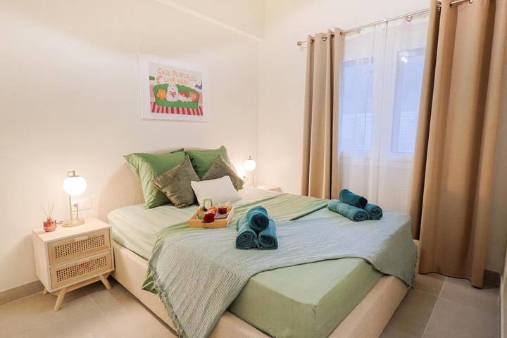 Gîte pour 6 personnes, avec terrasse dans Plage Fabron Bambou Nice - 2