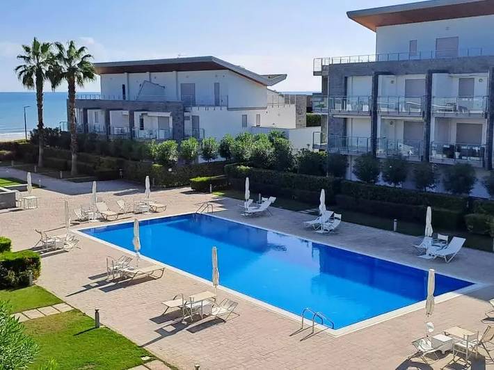 Appartamento per 4 persone, con Terrazza e Piscina a Silvi Marina