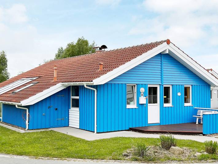 Ferienhaus für 12 Personen, mit Whirlpool und Terrasse sowie Garten in Otterndorf