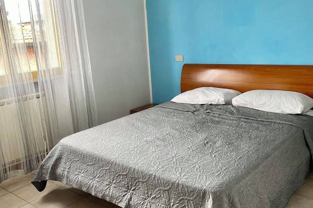 Apartamento entero, Apartment 550 mt from the sea in Punta Marina, Provincia de Ravenna