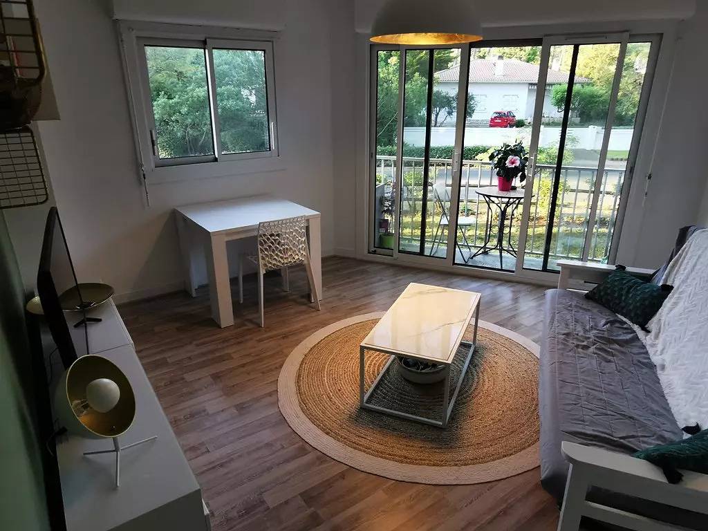 Appartement entier, Résidence Orion. Appartement pour 2 à 3 personnes. Wifi gratuit in Seignosse Océan, Seignosse