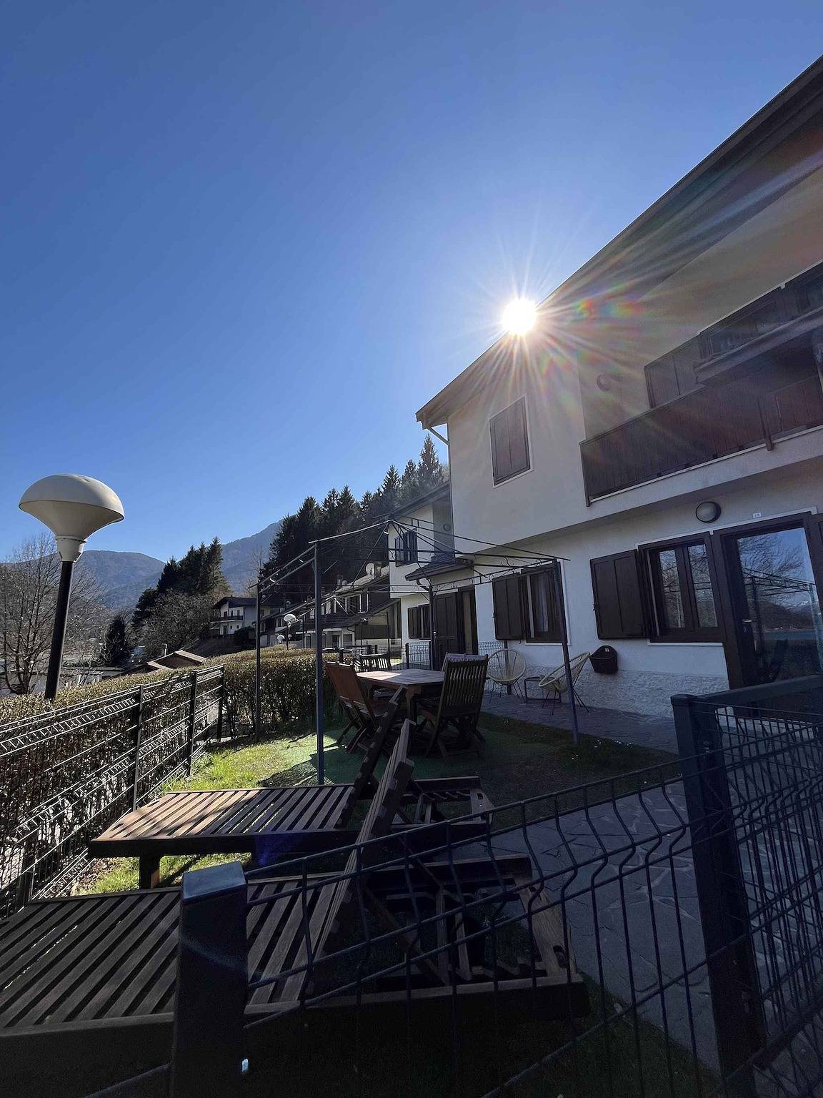 Holiday home with private access to the lake  in Val Maria-pur, Ledro