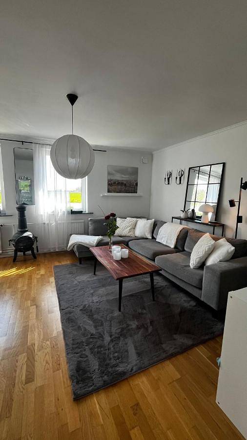 Villa för 7 Personer, med trädgård i Staffanstorp