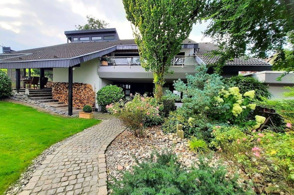 Ganze Wohnung, Gemütliche Fewo im Bergischen Land nahe bei Köln. Haustierfreundlich! in Lohmar, Rhein-Sieg-Kreis